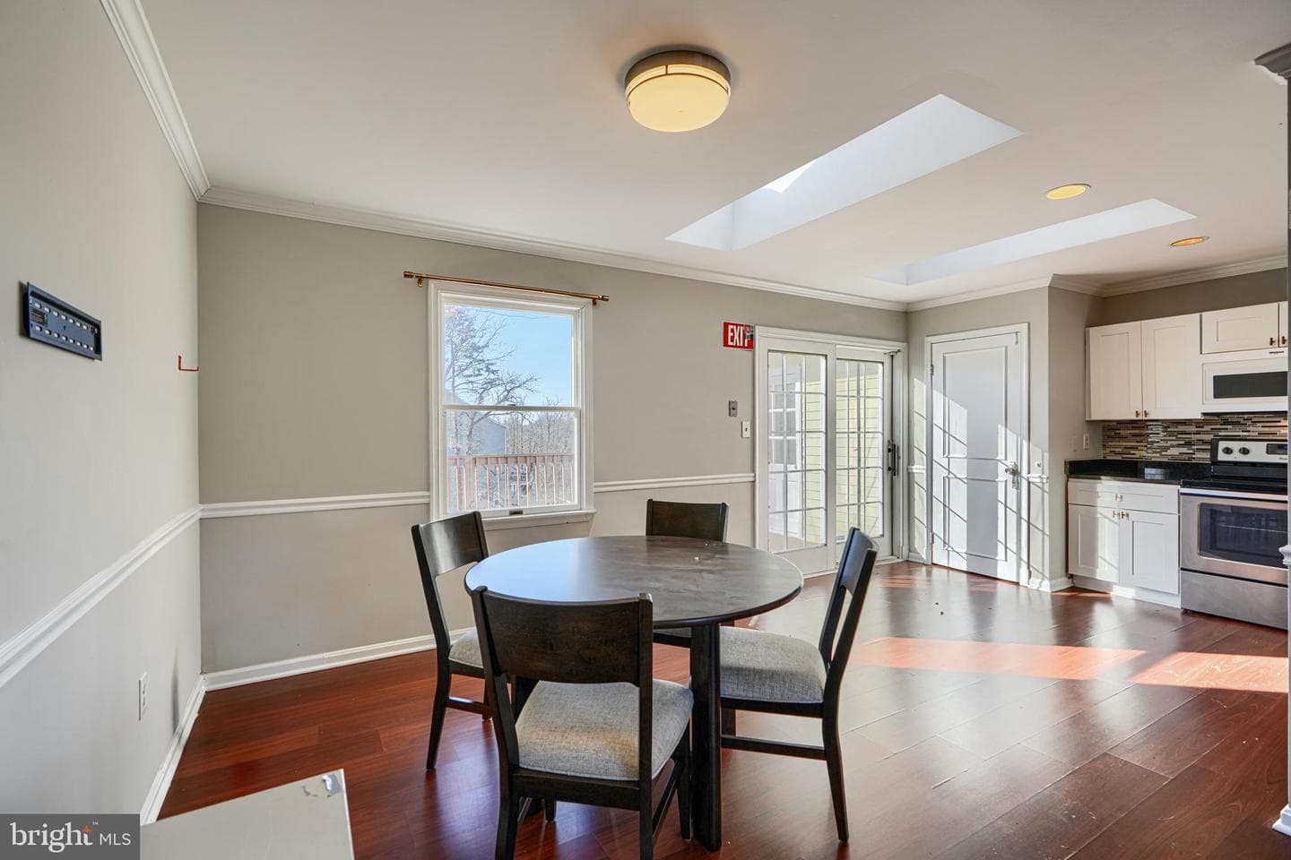 10100 Lewis Drive photo 14