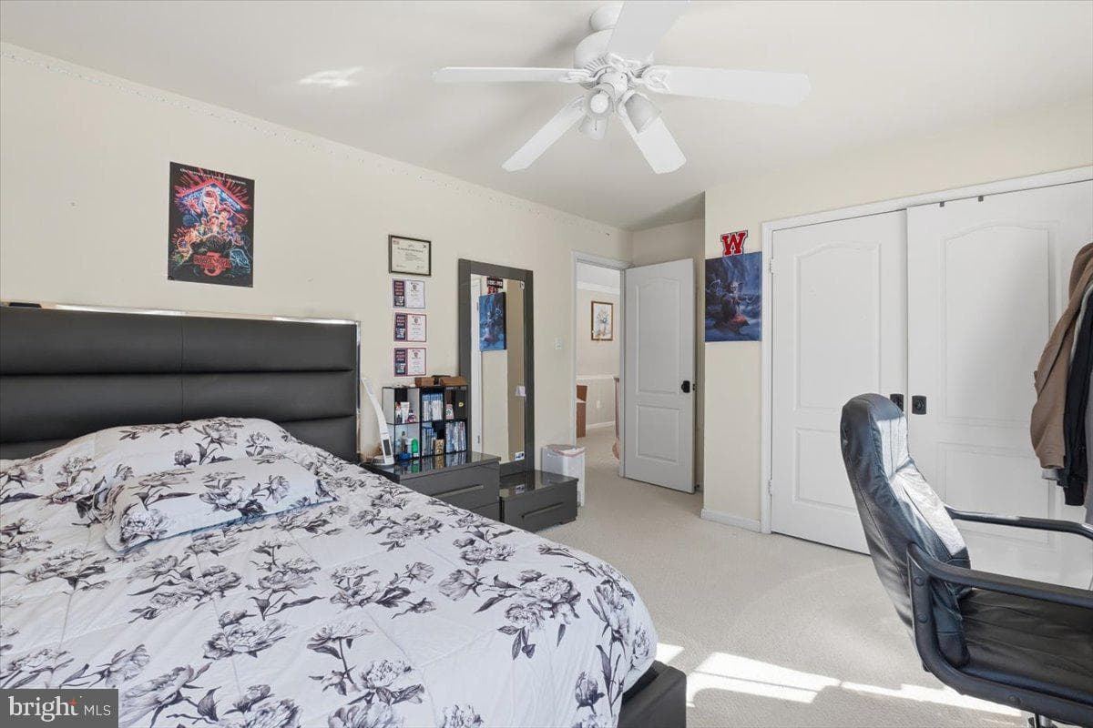 11221 Welland Street photo 38