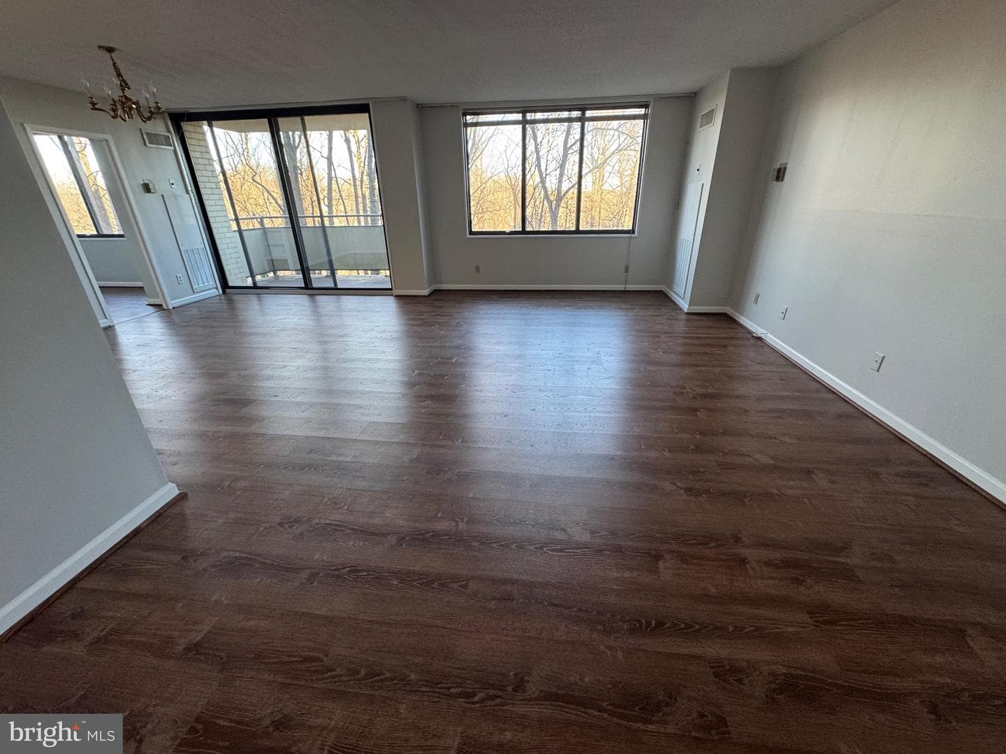 5225 Pooks Hill #710n photo 57