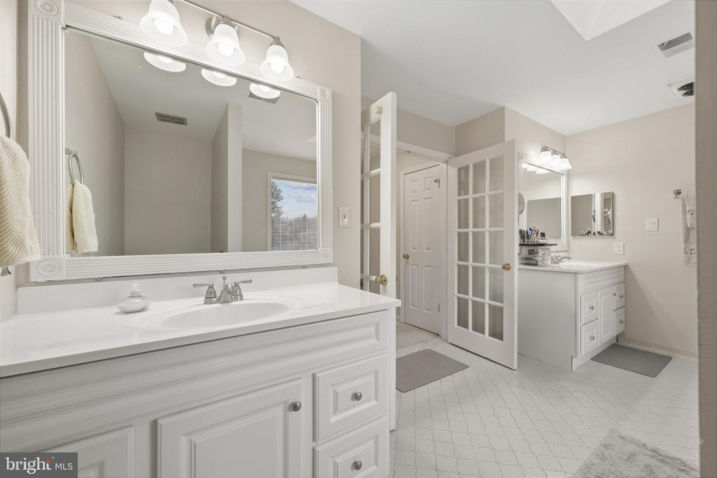 22340 Flintridge Drive photo 39