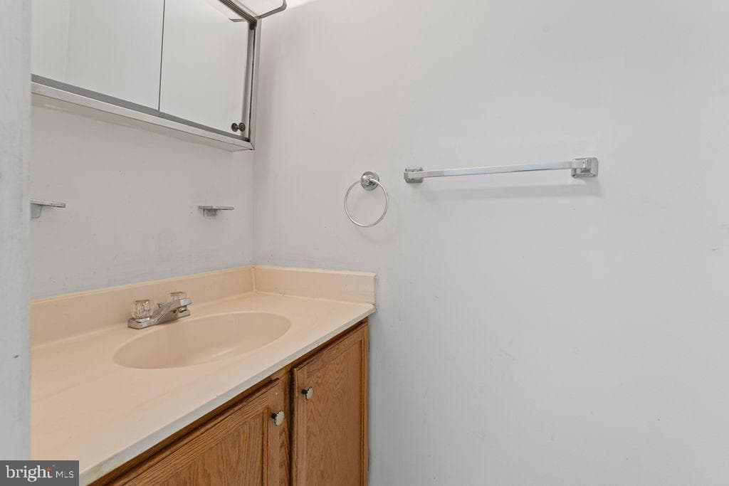 1211 Knoll Mist Lane photo 23