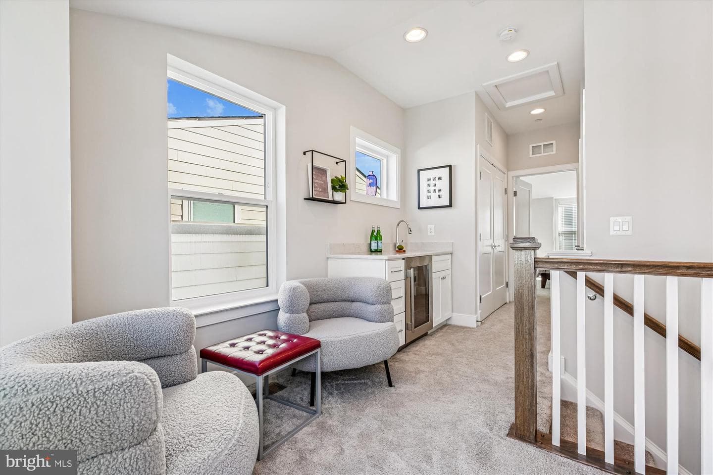 10340 Grosvenor Place photo 37