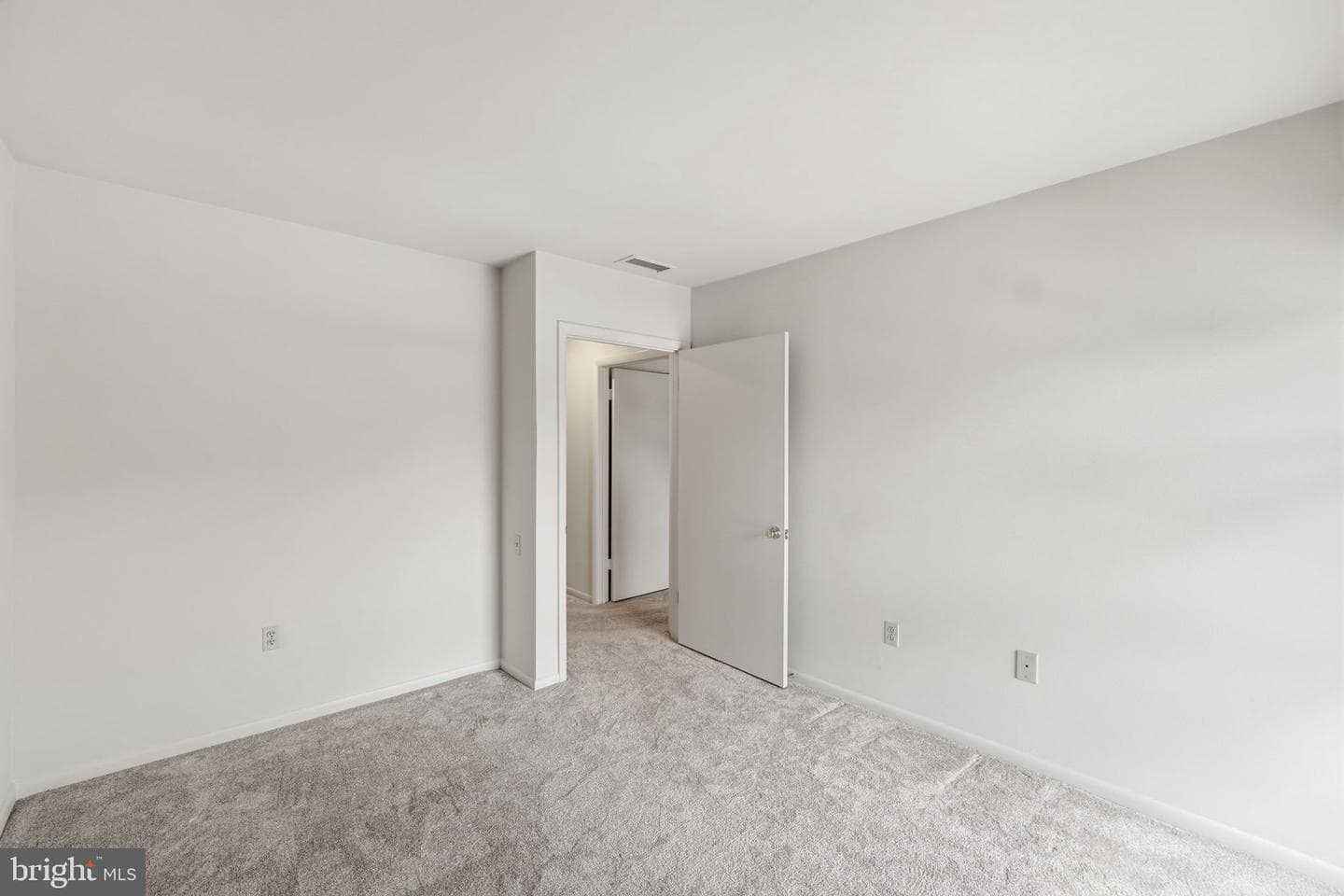 3400 Chiswick Court #48-2a photo 10