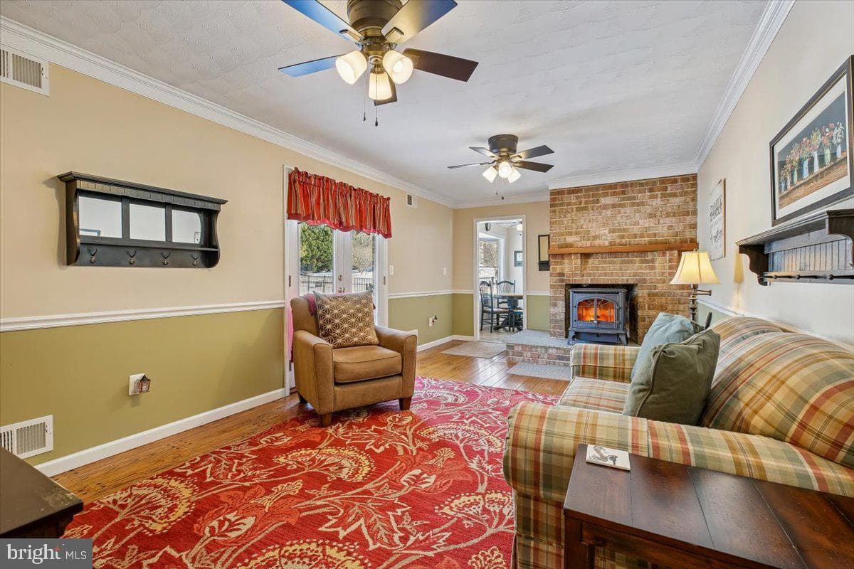 6205 Beechdale Court photo 12