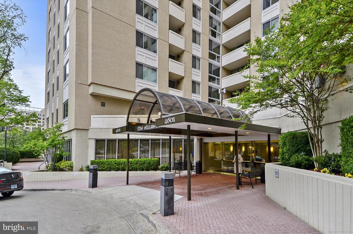 4601 N Park Avenue #1401-A photo 42