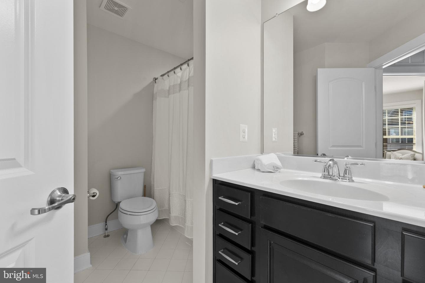241 Goodall Street photo 34