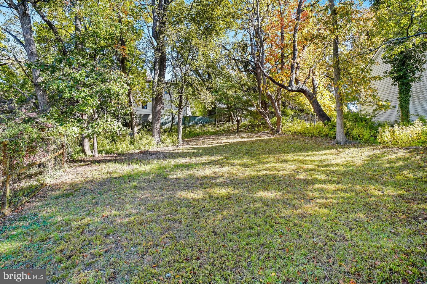 6711 Poplar Avenue photo 40