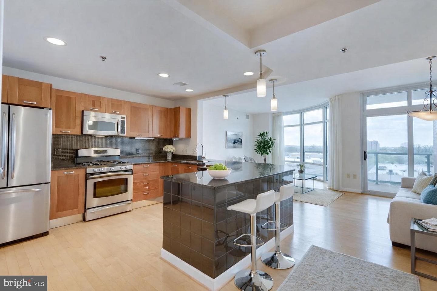 5750 Bou Avenue #812, Rockville