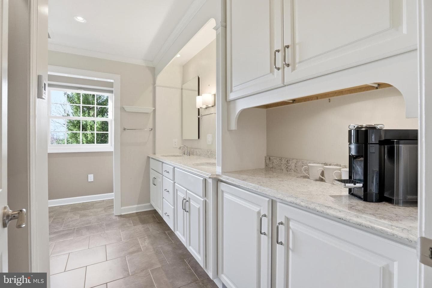 10008 Founders Way photo 28