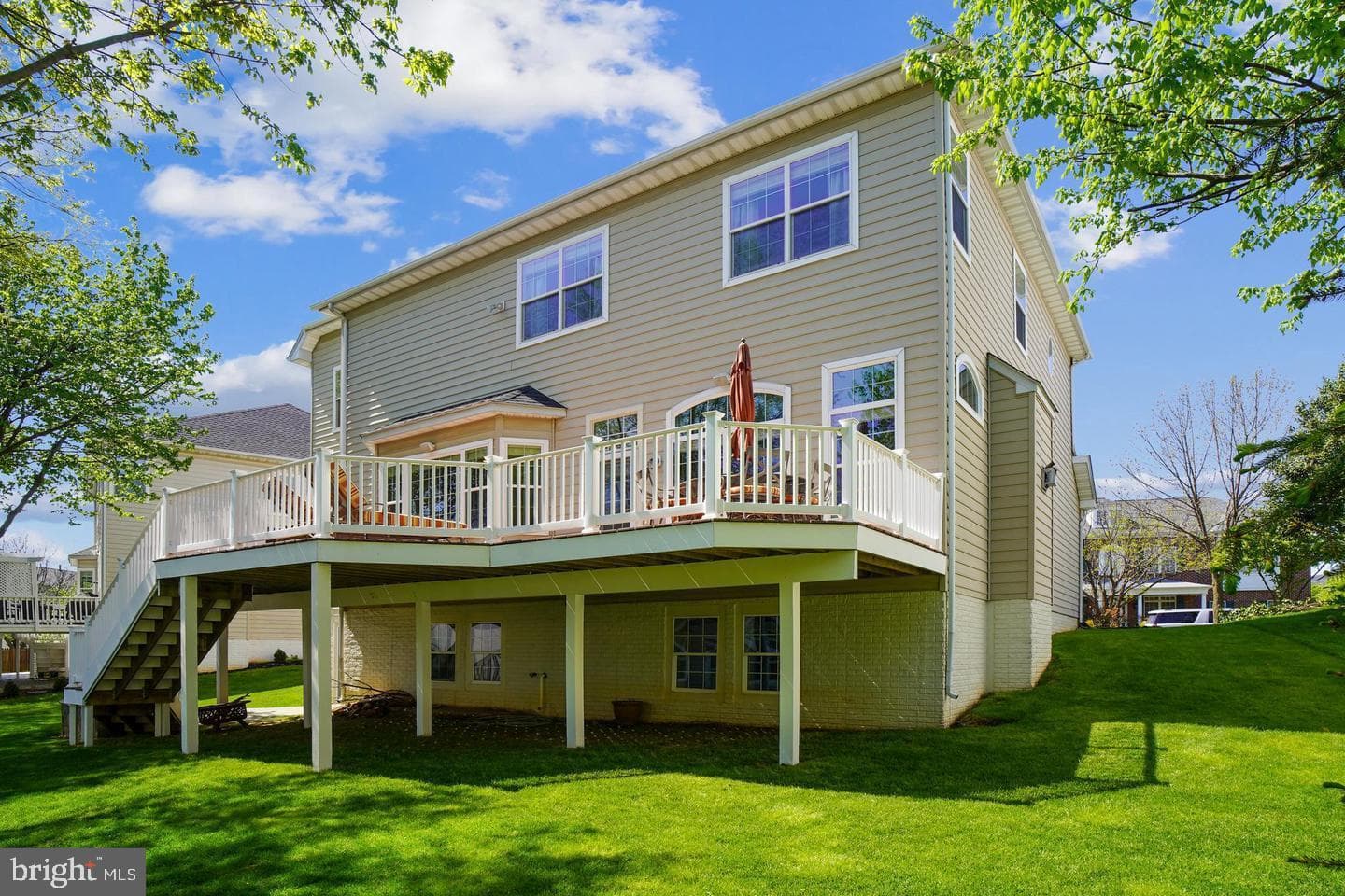 304 Summer Garden Way photo 4
