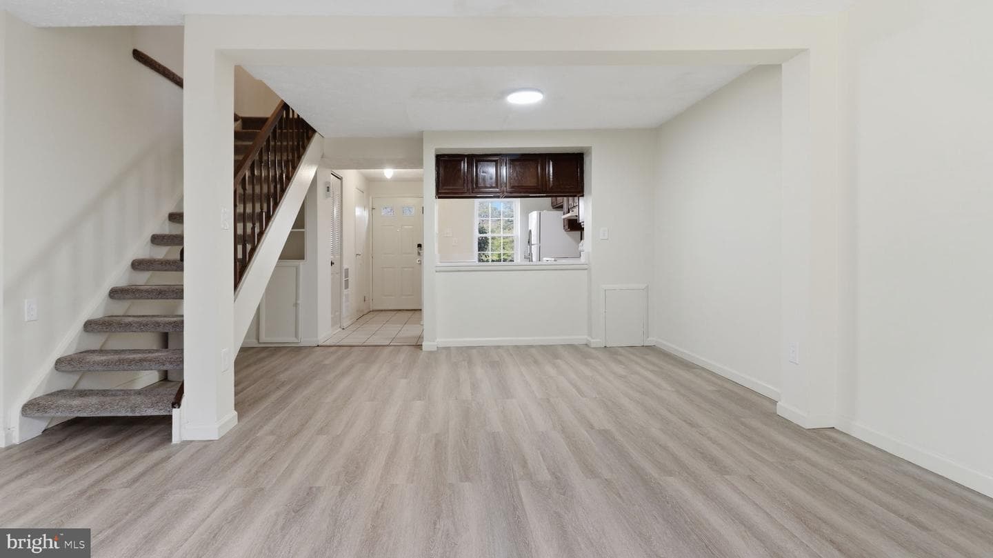 12502 Laurel Grove Place photo 4