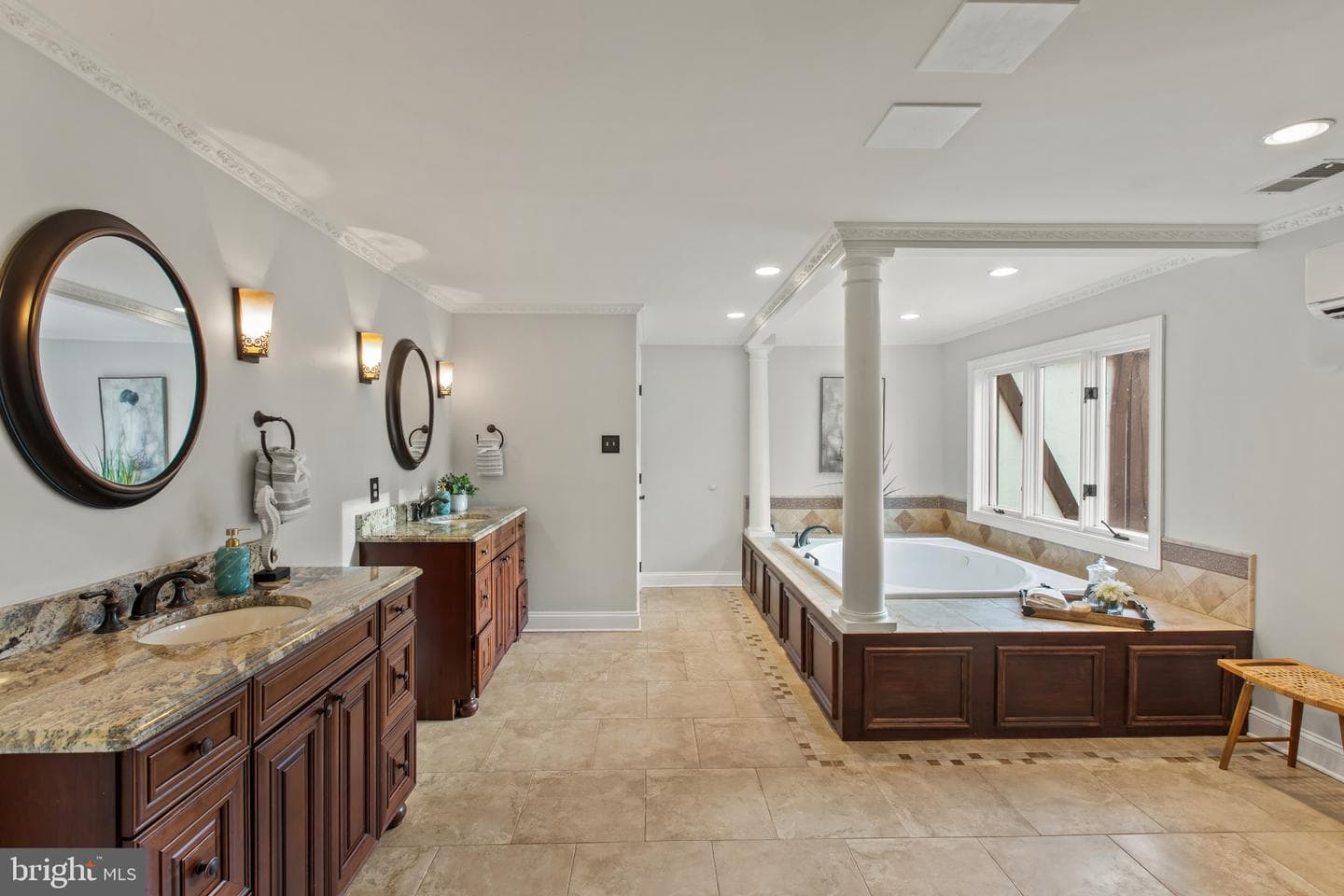 16001 Amina Drive photo 47