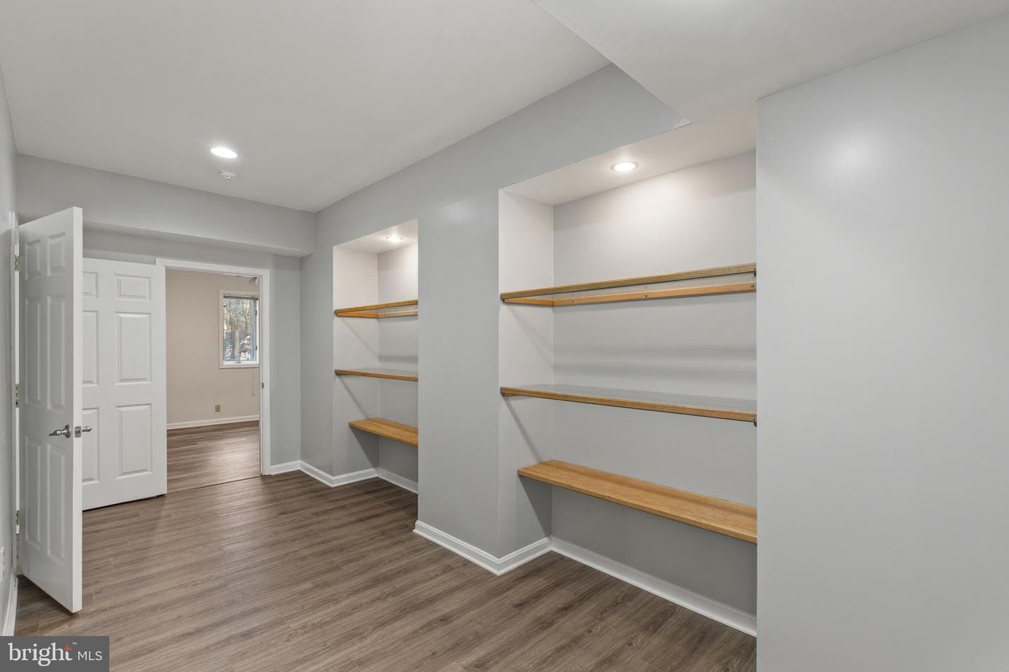 16001 Amina Drive photo 54