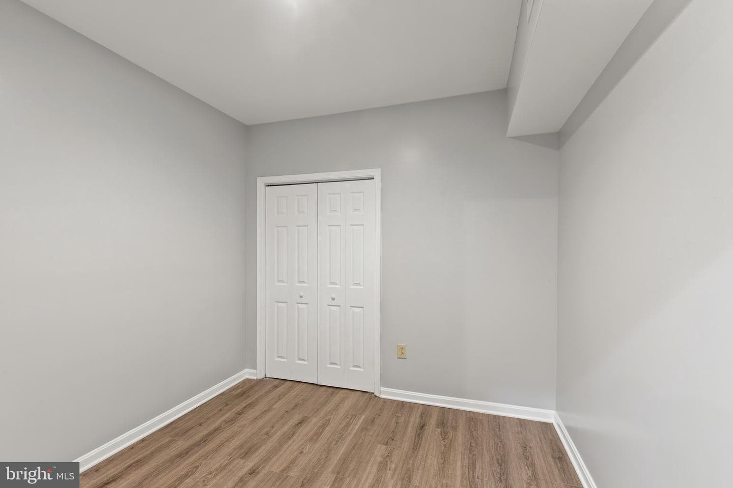 16001 Amina Drive photo 55