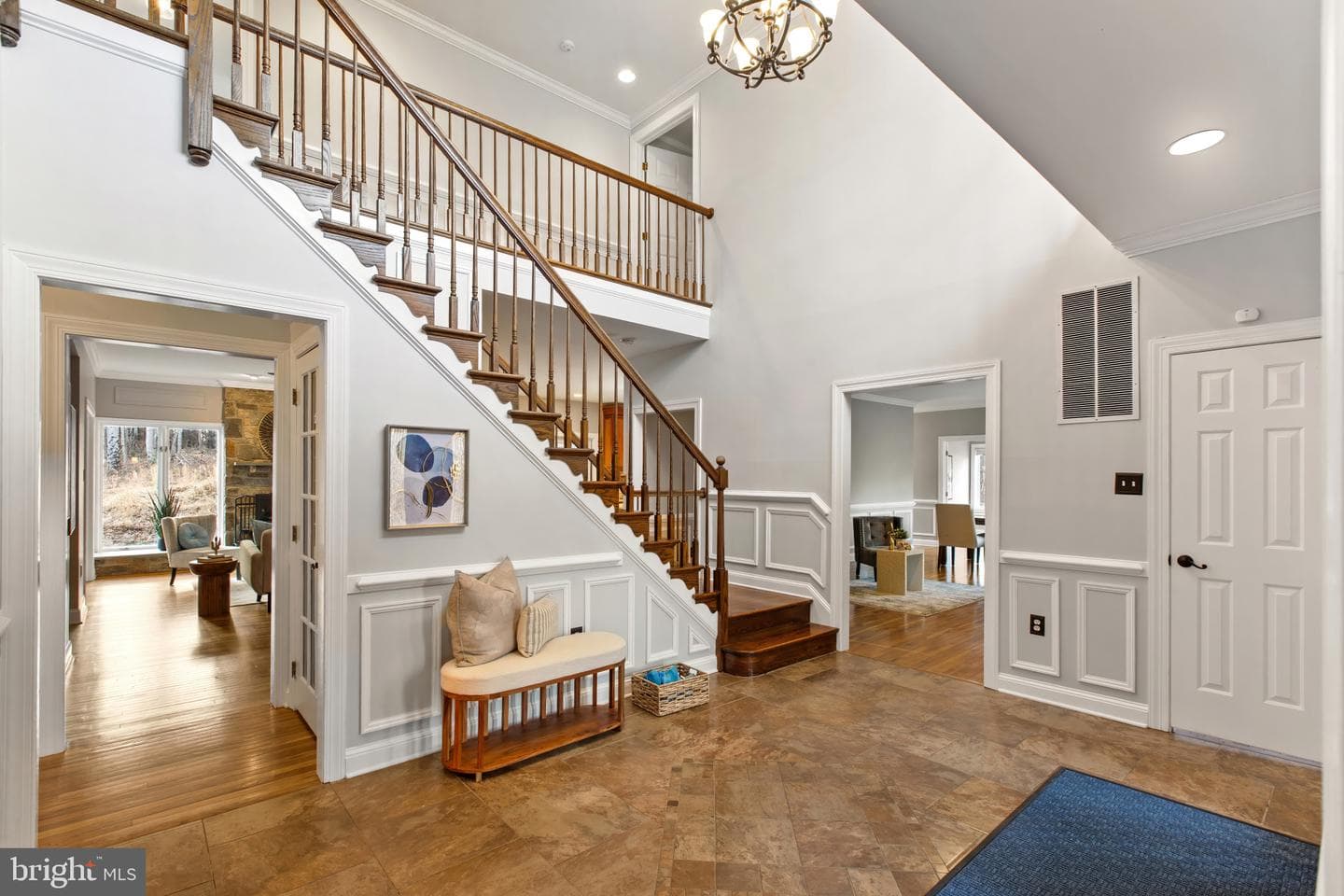 16001 Amina Drive photo 8