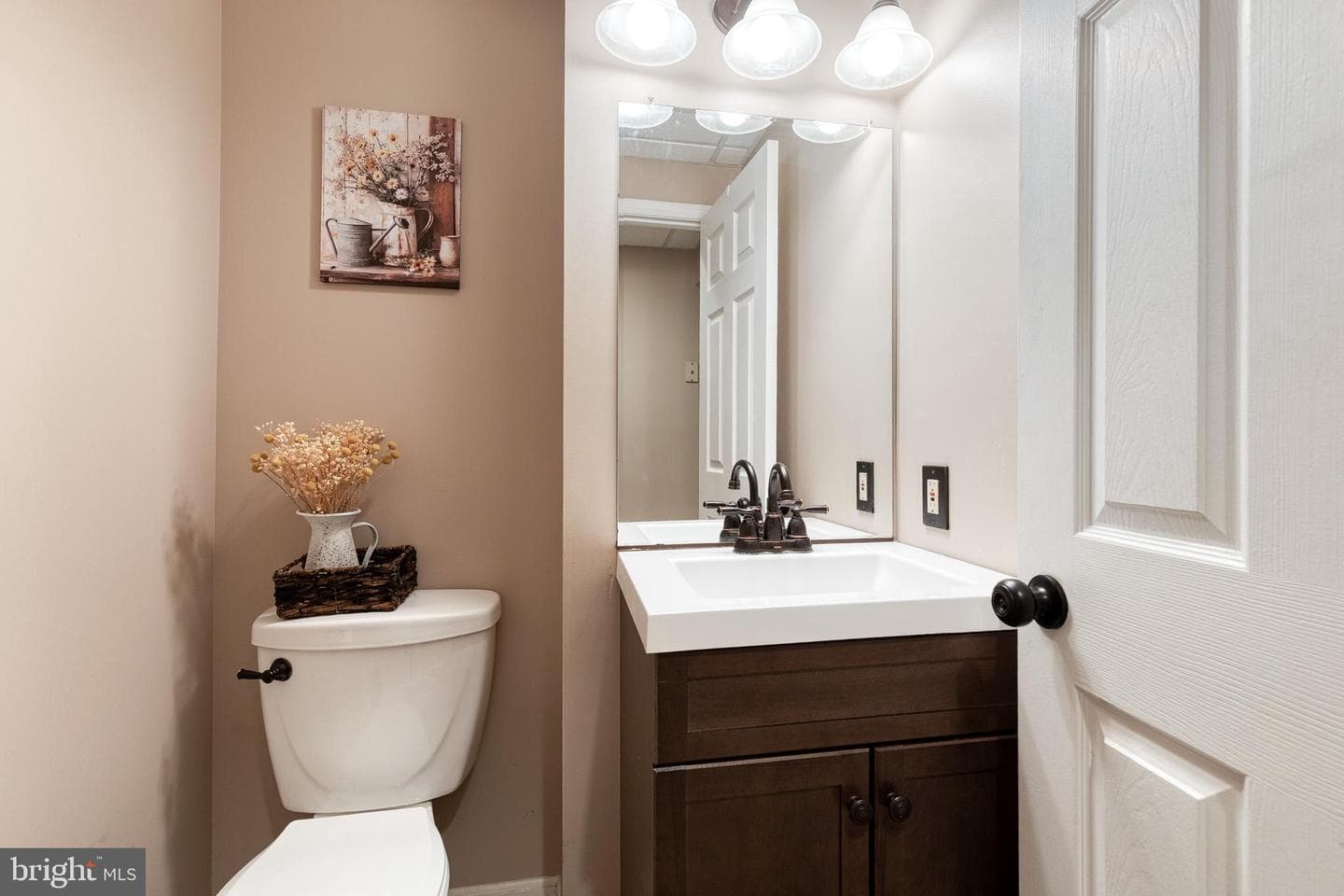 18425 Snowberry Way photo 34