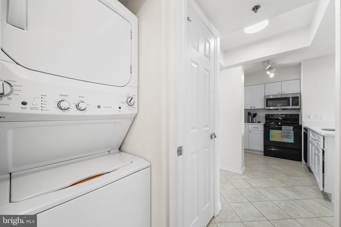 5809 Nicholson Lane #214 photo 28
