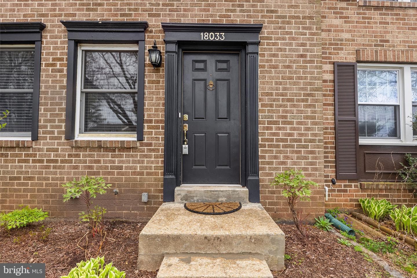 18033 Wagonwheel Court photo 2