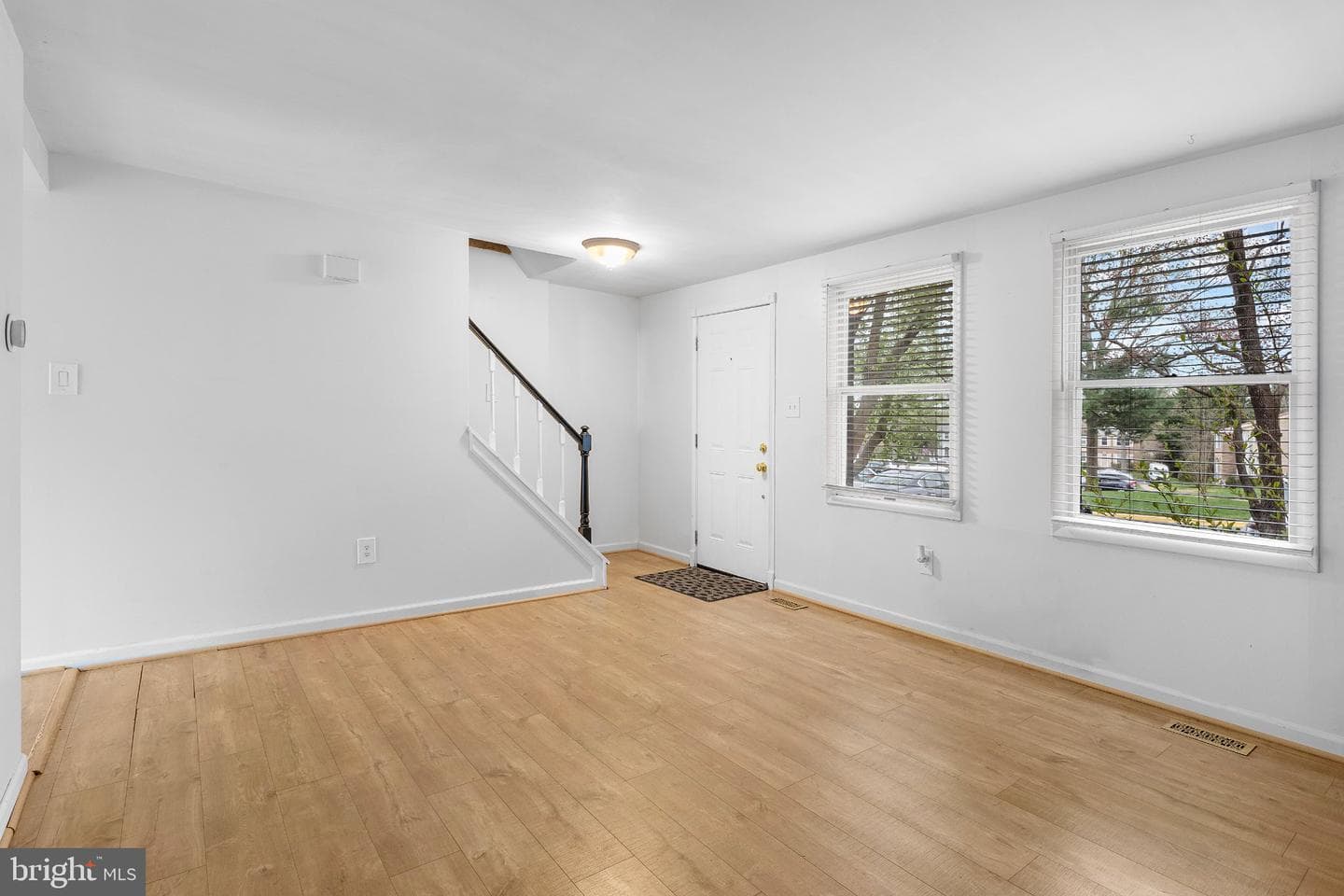 18033 Wagonwheel Court photo 4