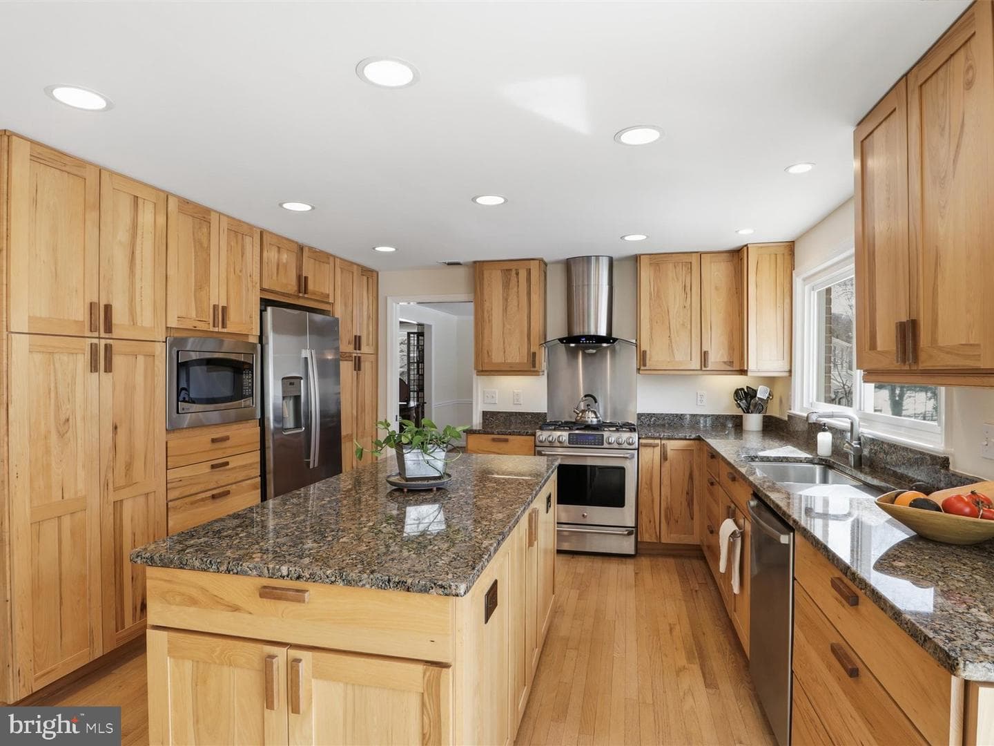 8818 Cold Spring Road photo 3