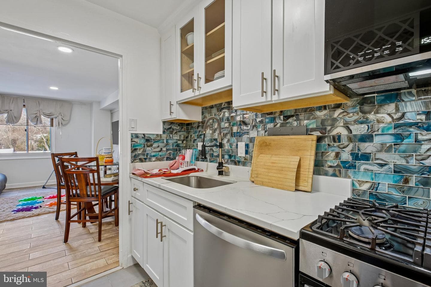 1900 Lyttonsville Road #702 photo 16