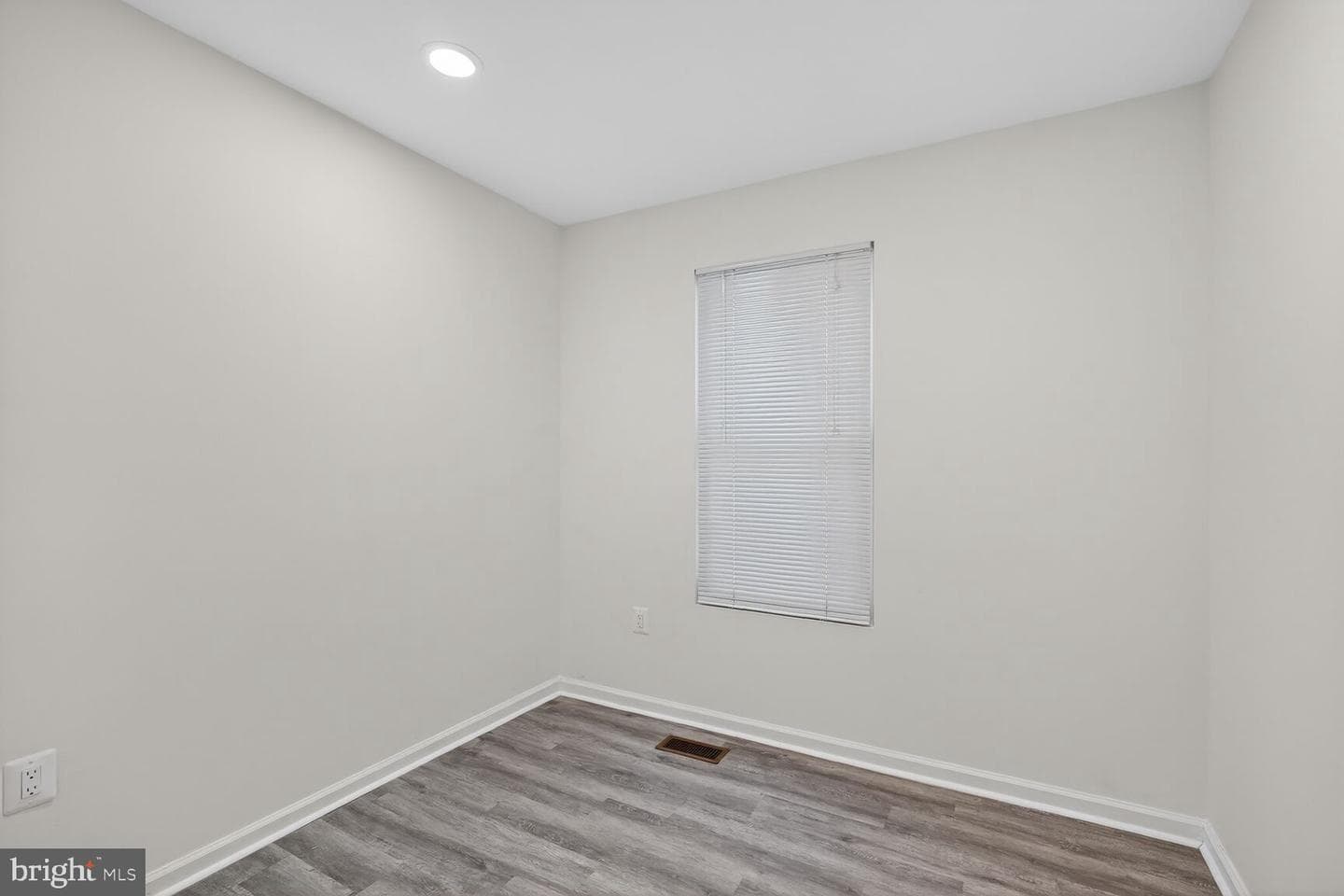20415 Boulder Ridge Terrace photo 13