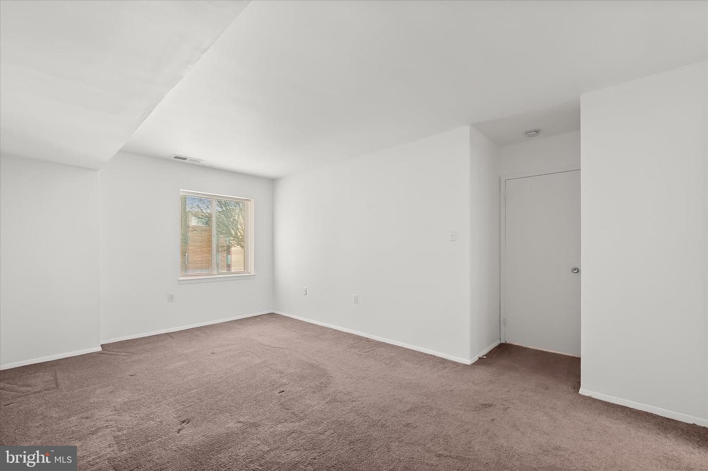 416 Girard Street #t2 photo 20