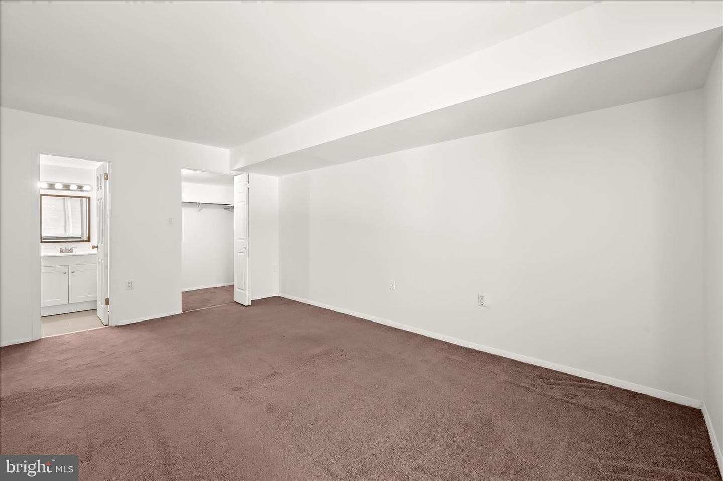 416 Girard Street #t2 photo 22