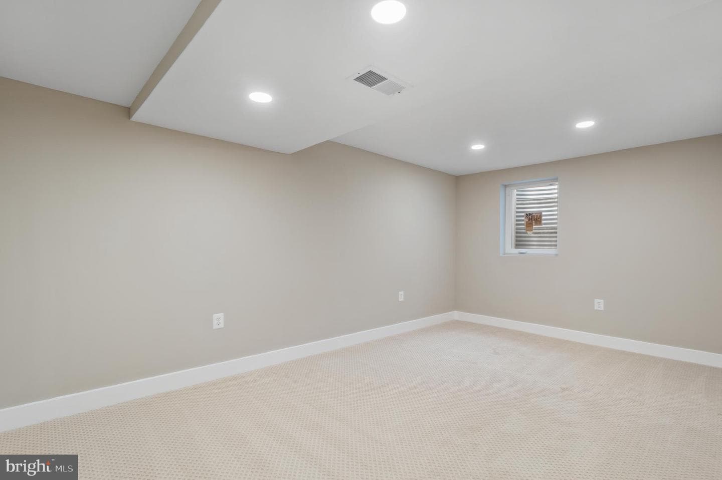 6216 Massachusetts Avenue photo 26