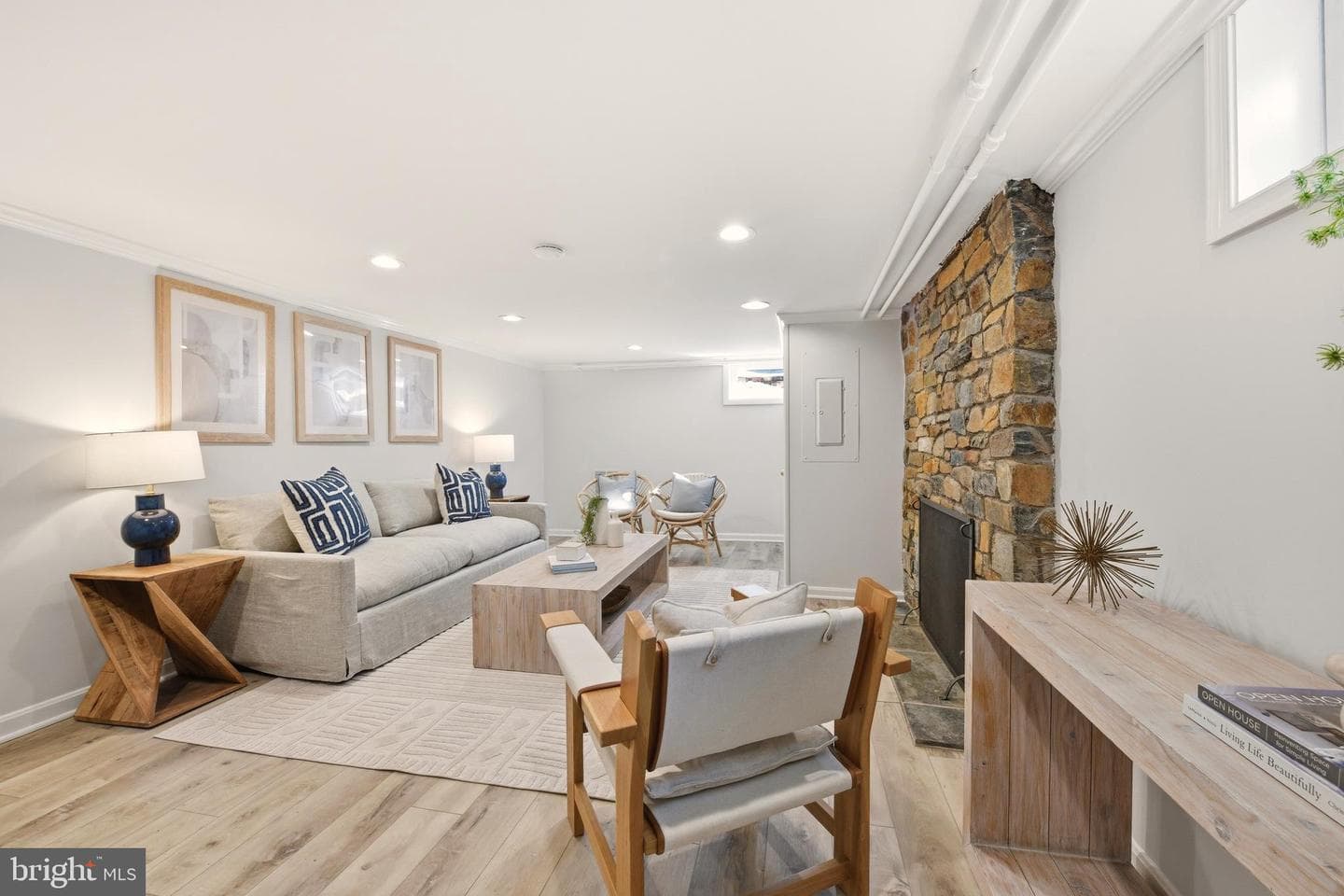 8304 Woodhaven Boulevard photo 33