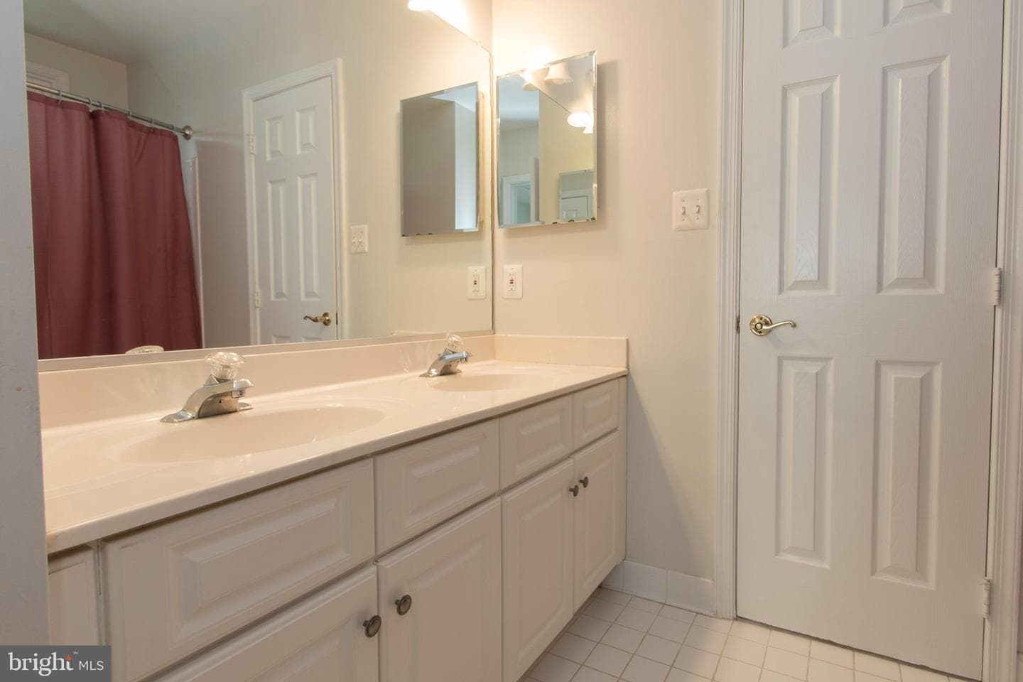 10817 Maplecrest Ln photo 42
