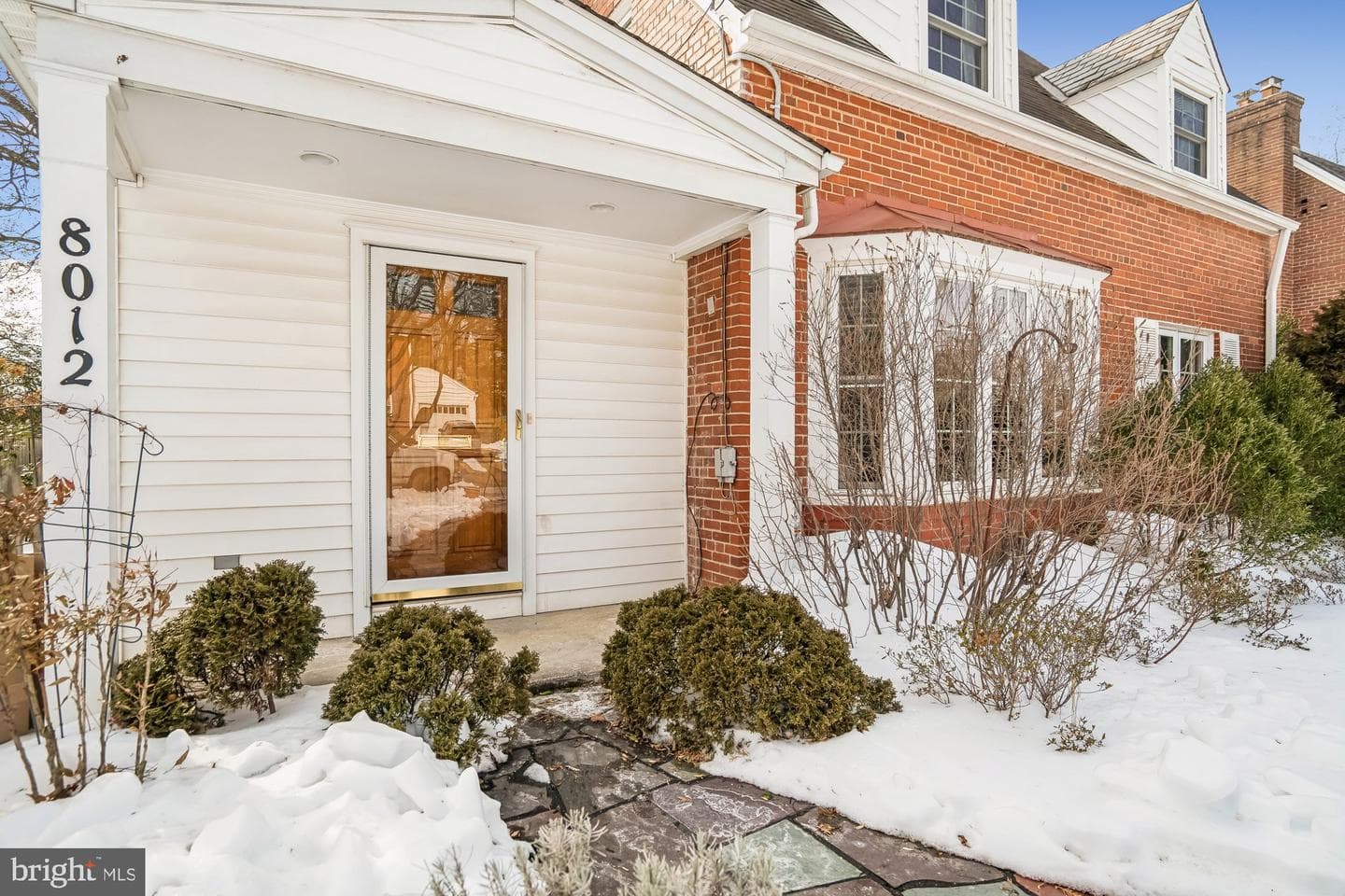 8012 Barron Street photo 2