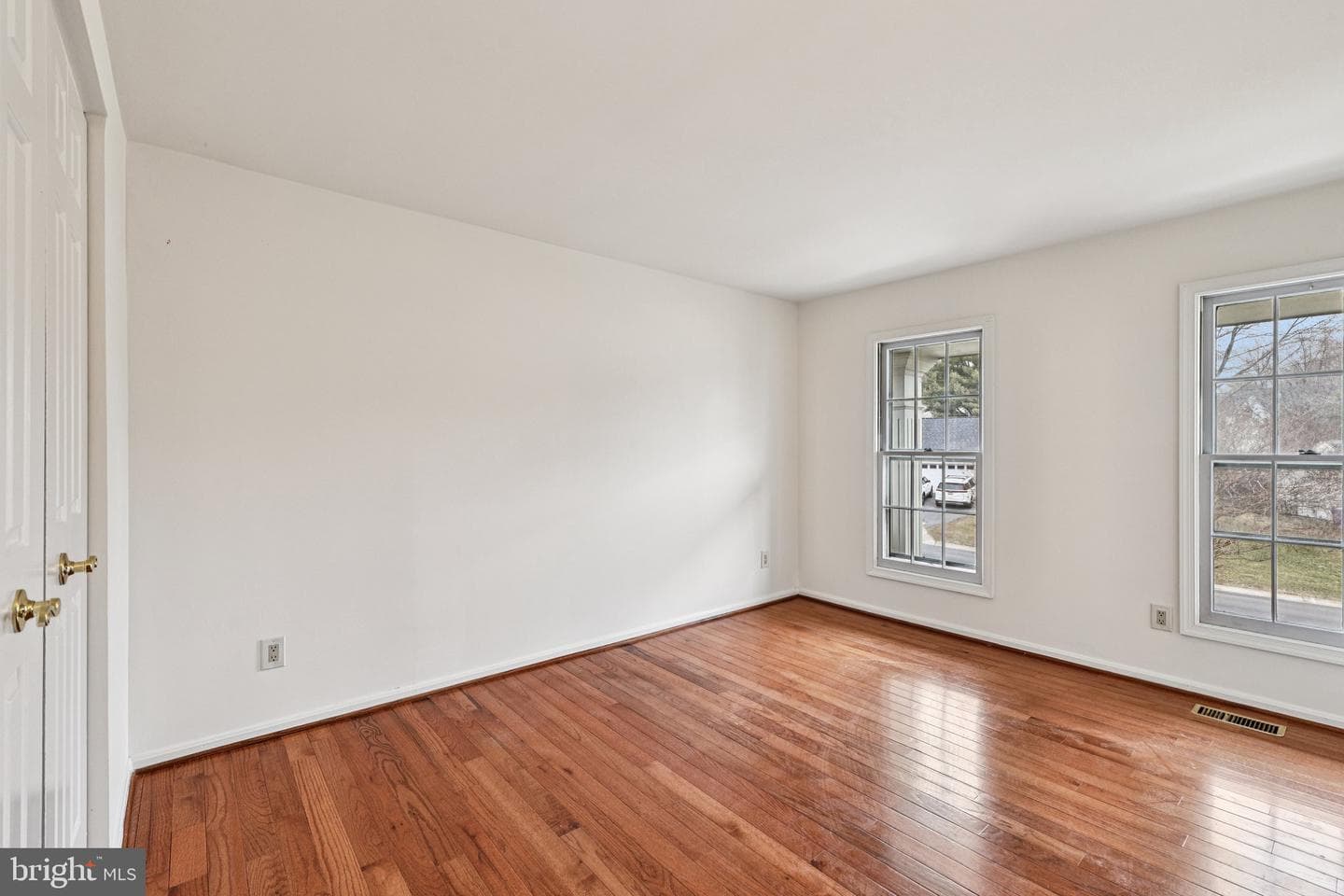 7716 Polara Place photo 32