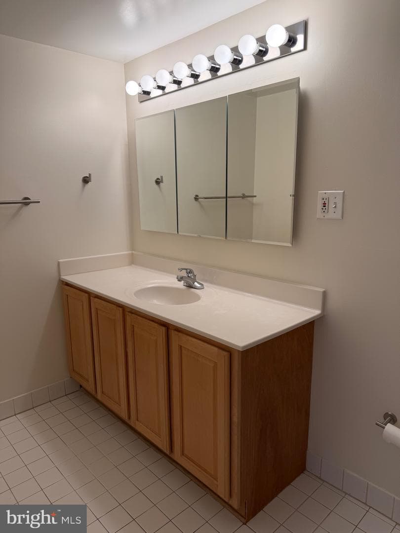 5225 Pooks Hill Road #c29n photo 22
