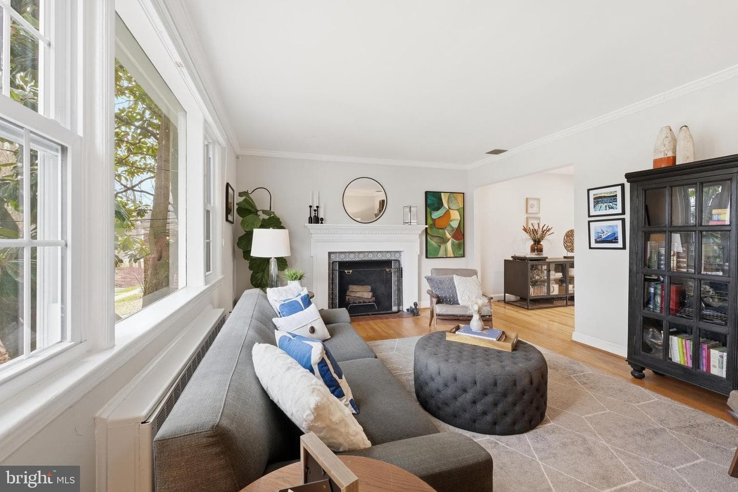 8916 Whitney Street photo 5
