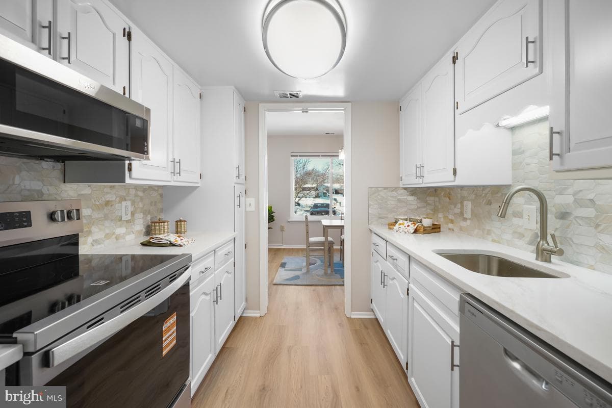 15011 Candover Court #280-D photo 13