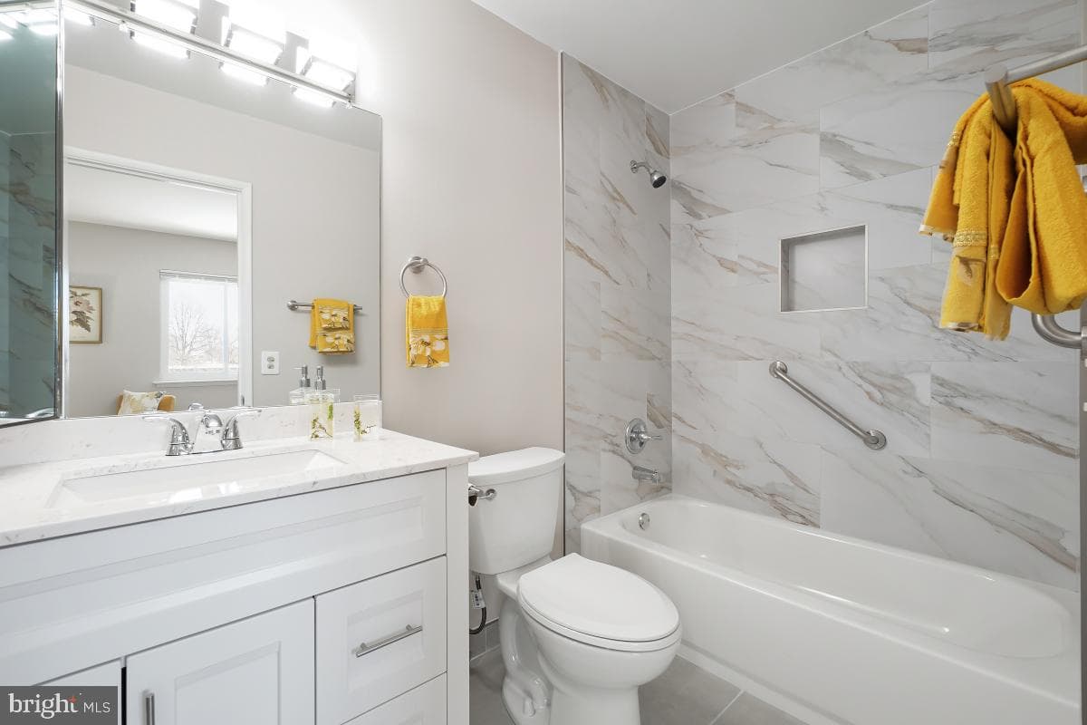 15011 Candover Court #280-D photo 26