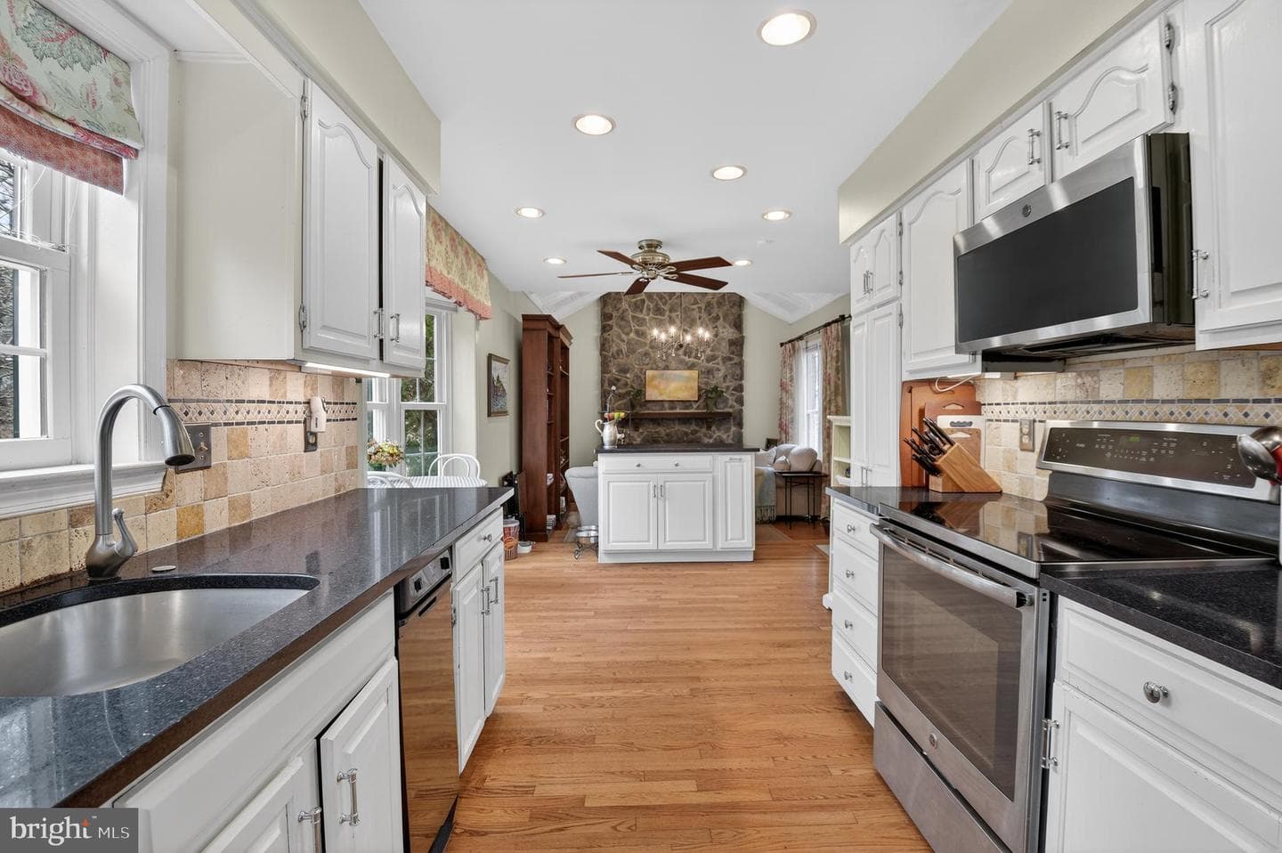 10714 Brewer House photo 16
