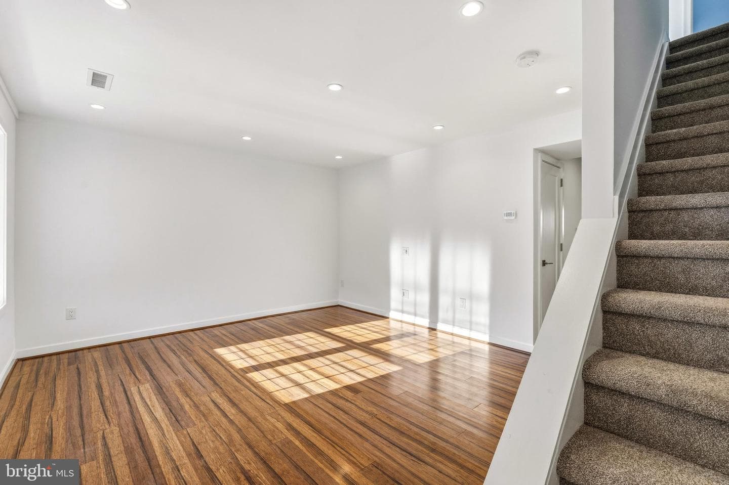 15727 Ambiance Drive photo 2
