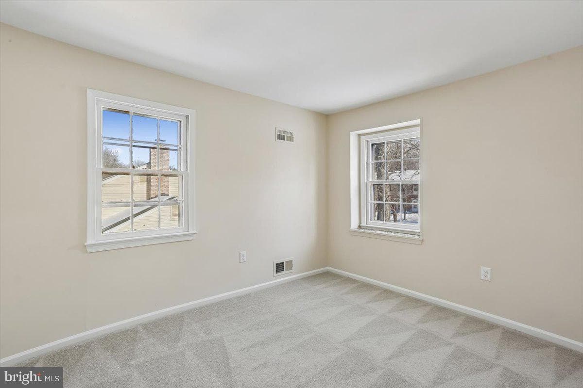 705 College Parkway photo 21