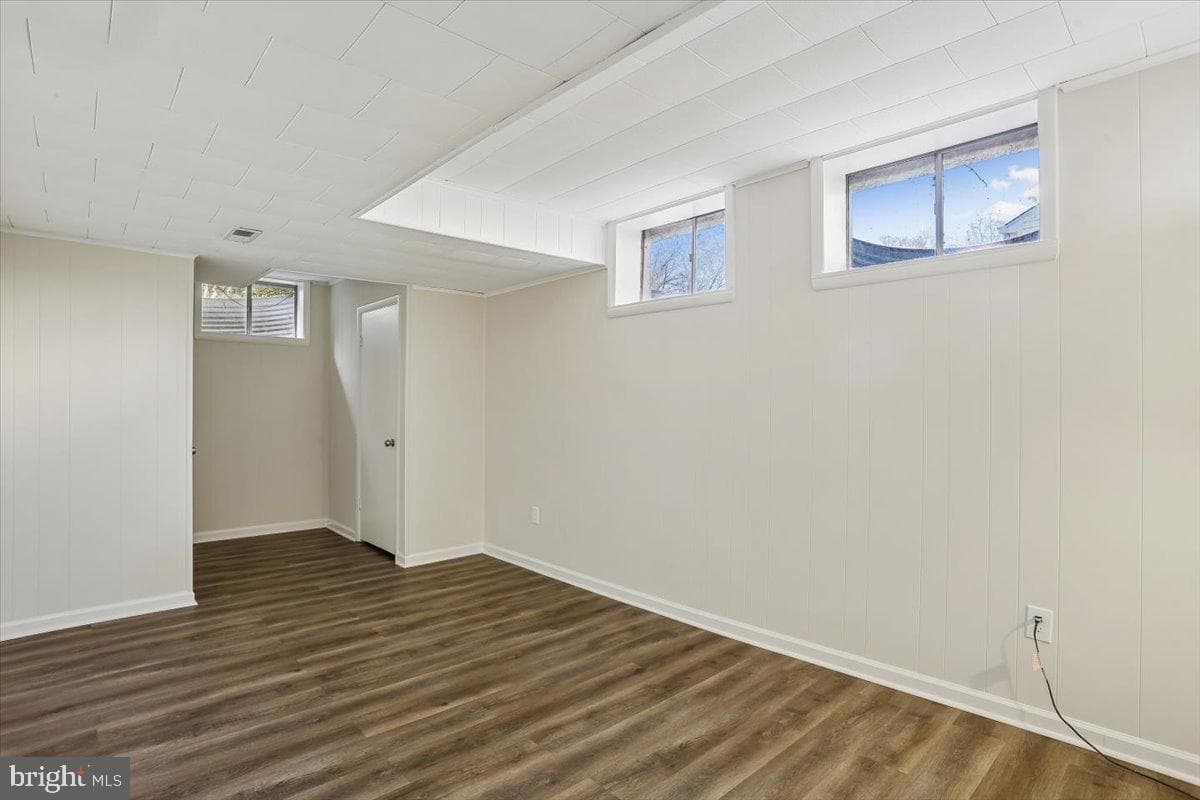 705 College Parkway photo 26