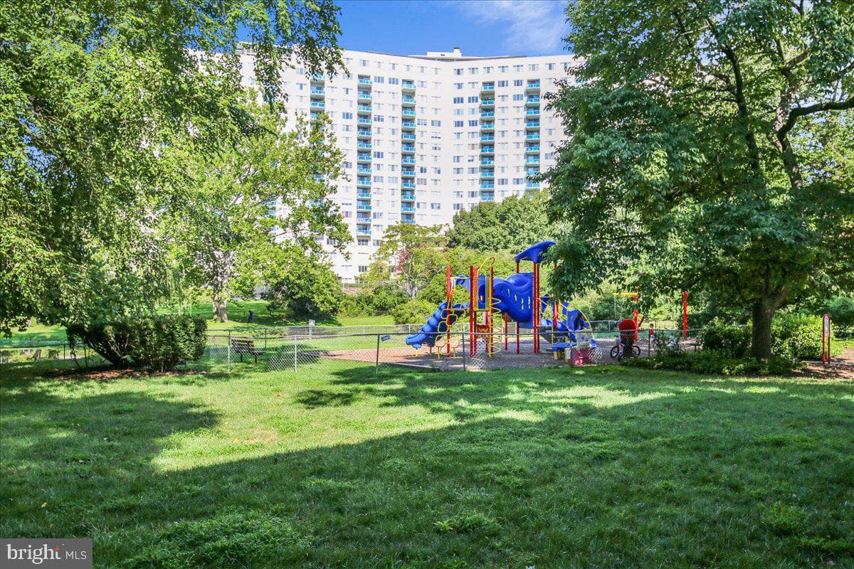 10500 Rockville Pike #328 photo 55