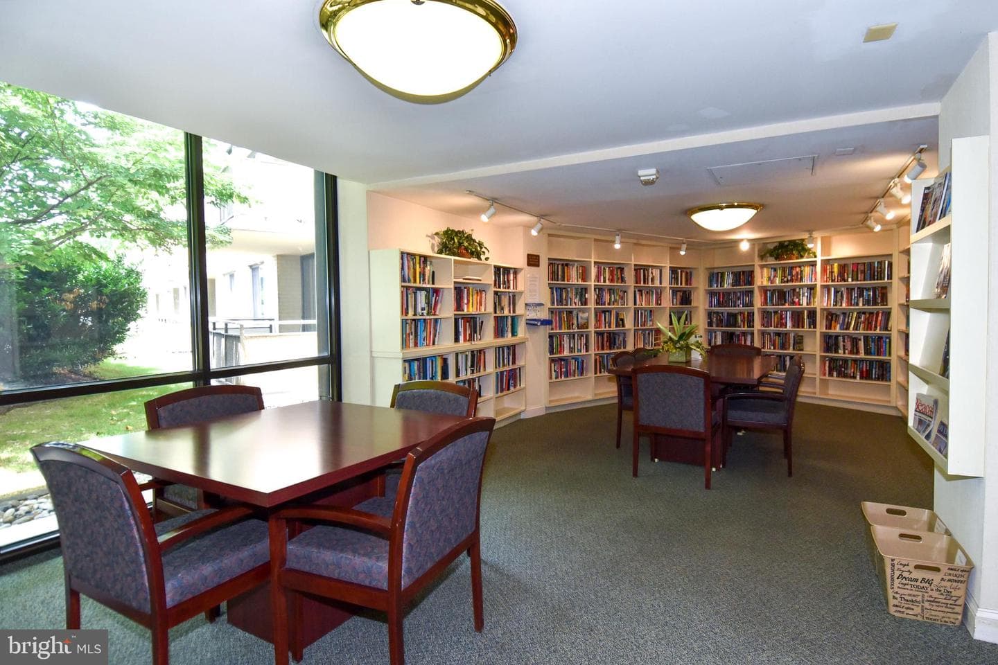 5225 Pooks Hill Road #803 N photo 34