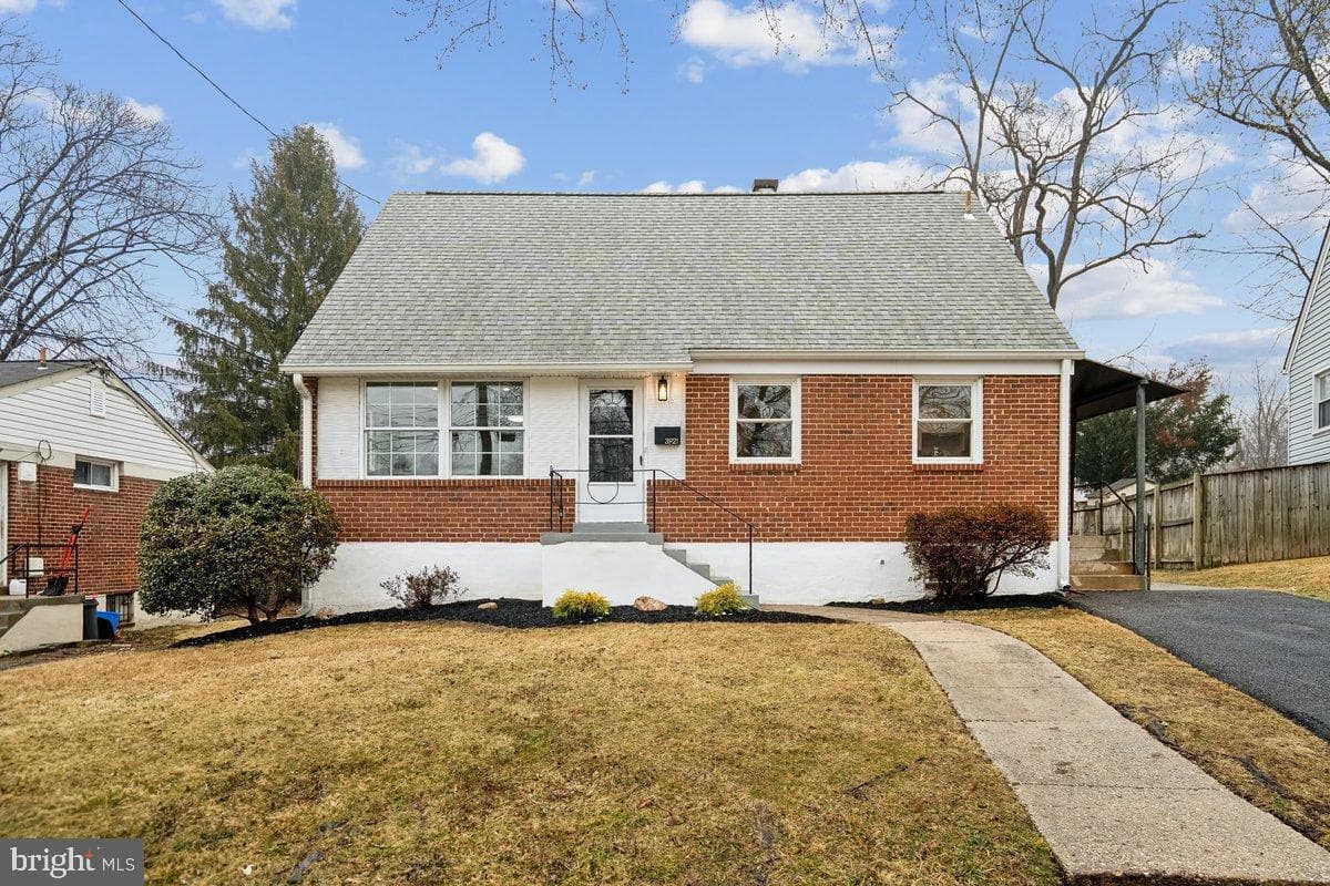 3921 Lantern Drive photo 3
