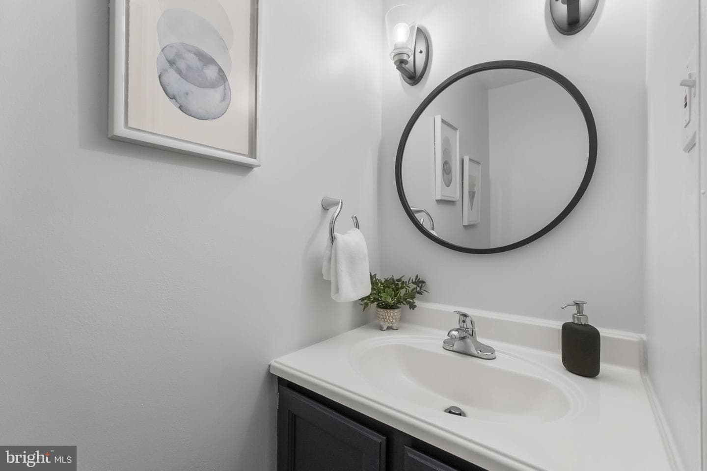 505 White Surf Drive photo 16