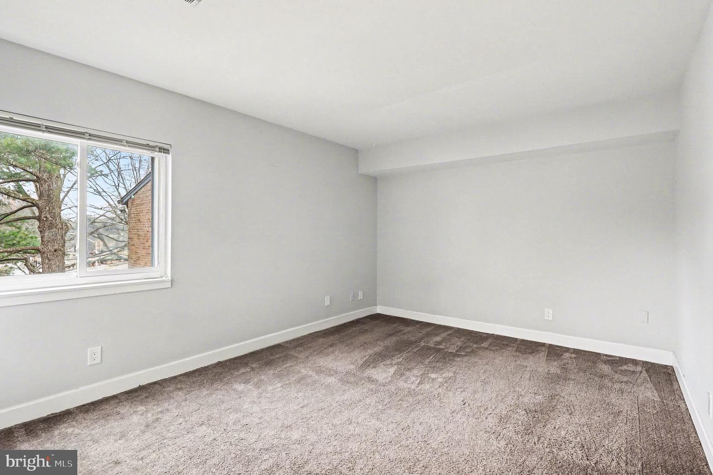 19323 Club House Road #304 photo 17