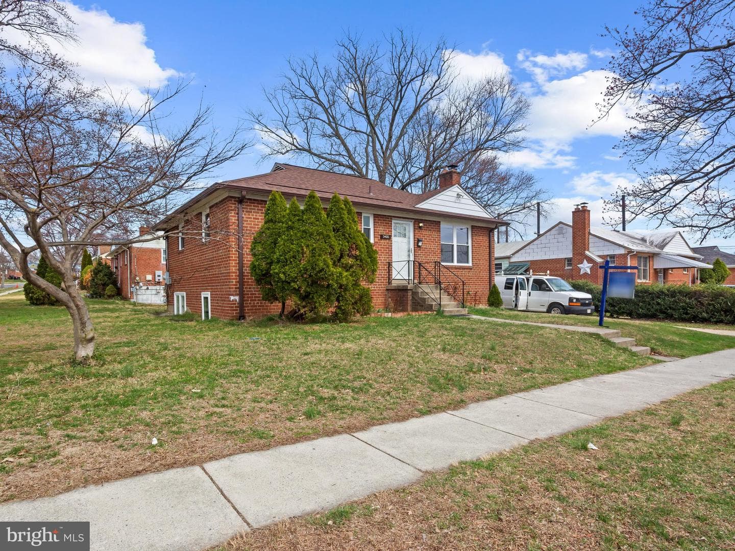 3405 Fredale Street photo 2