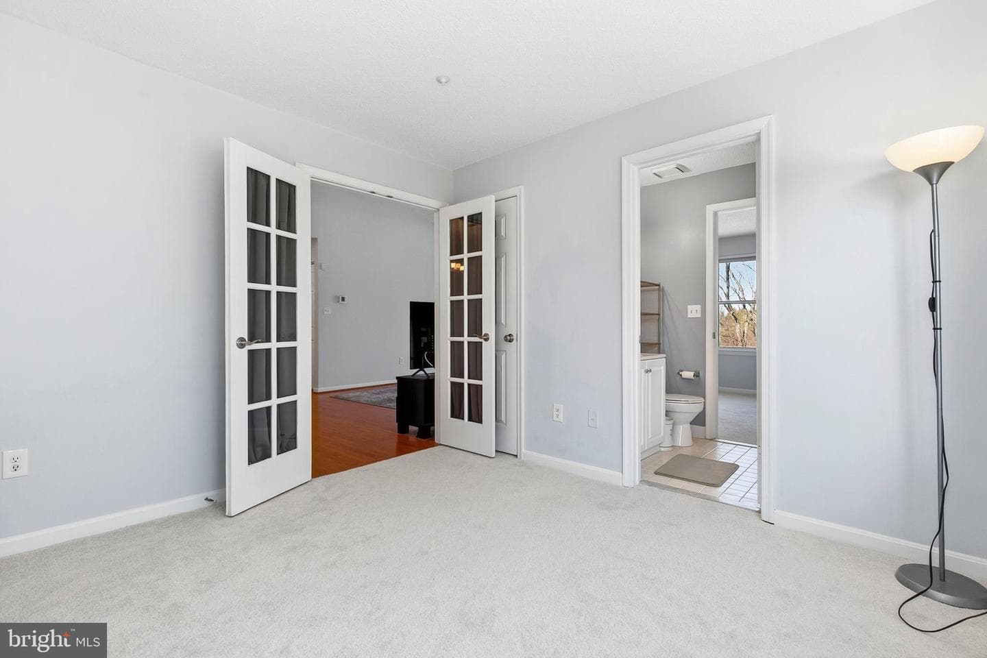 10007 Vanderbilt Circle #14 photo 22