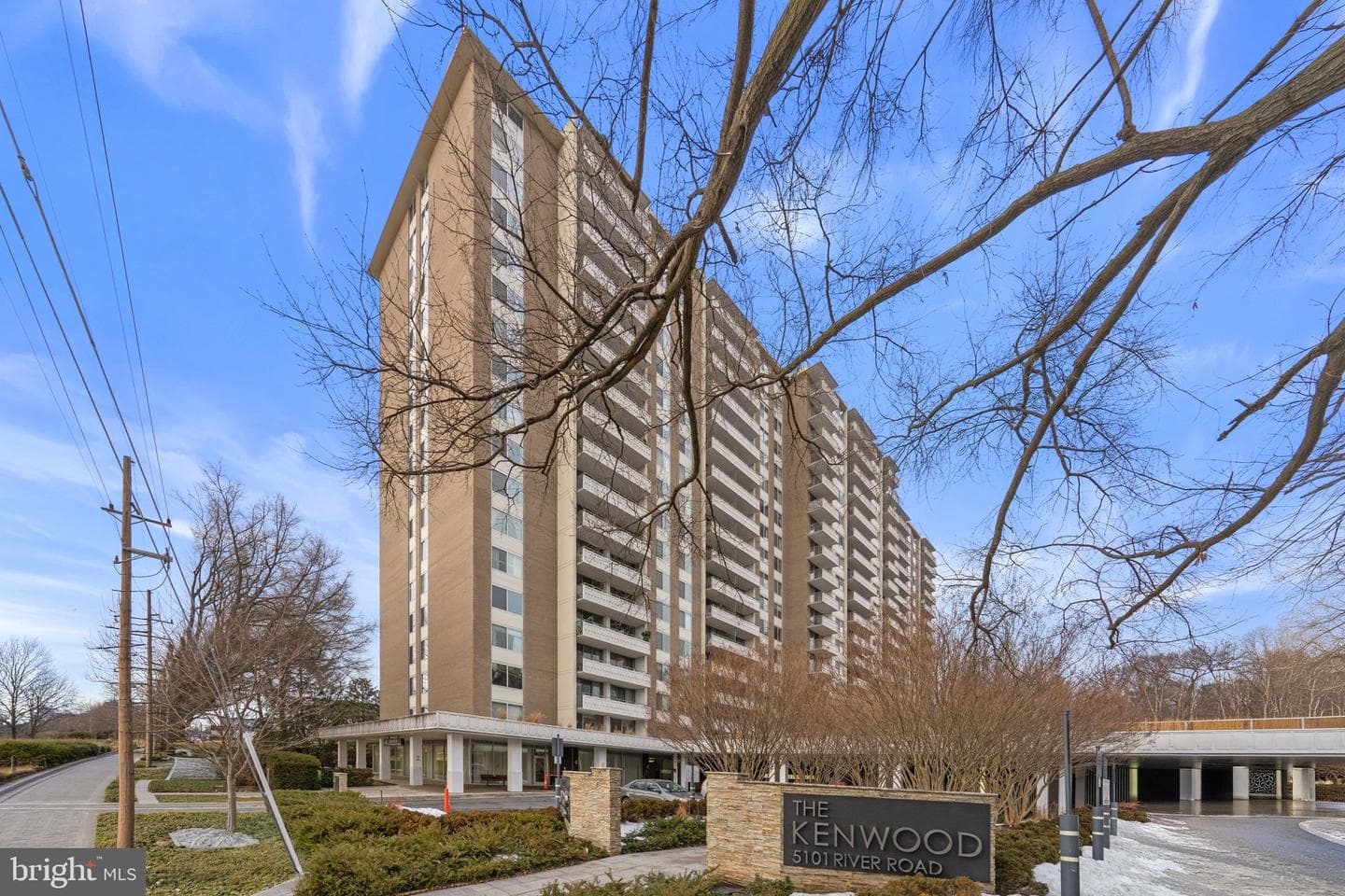 5101 River Road #1702 photo 3