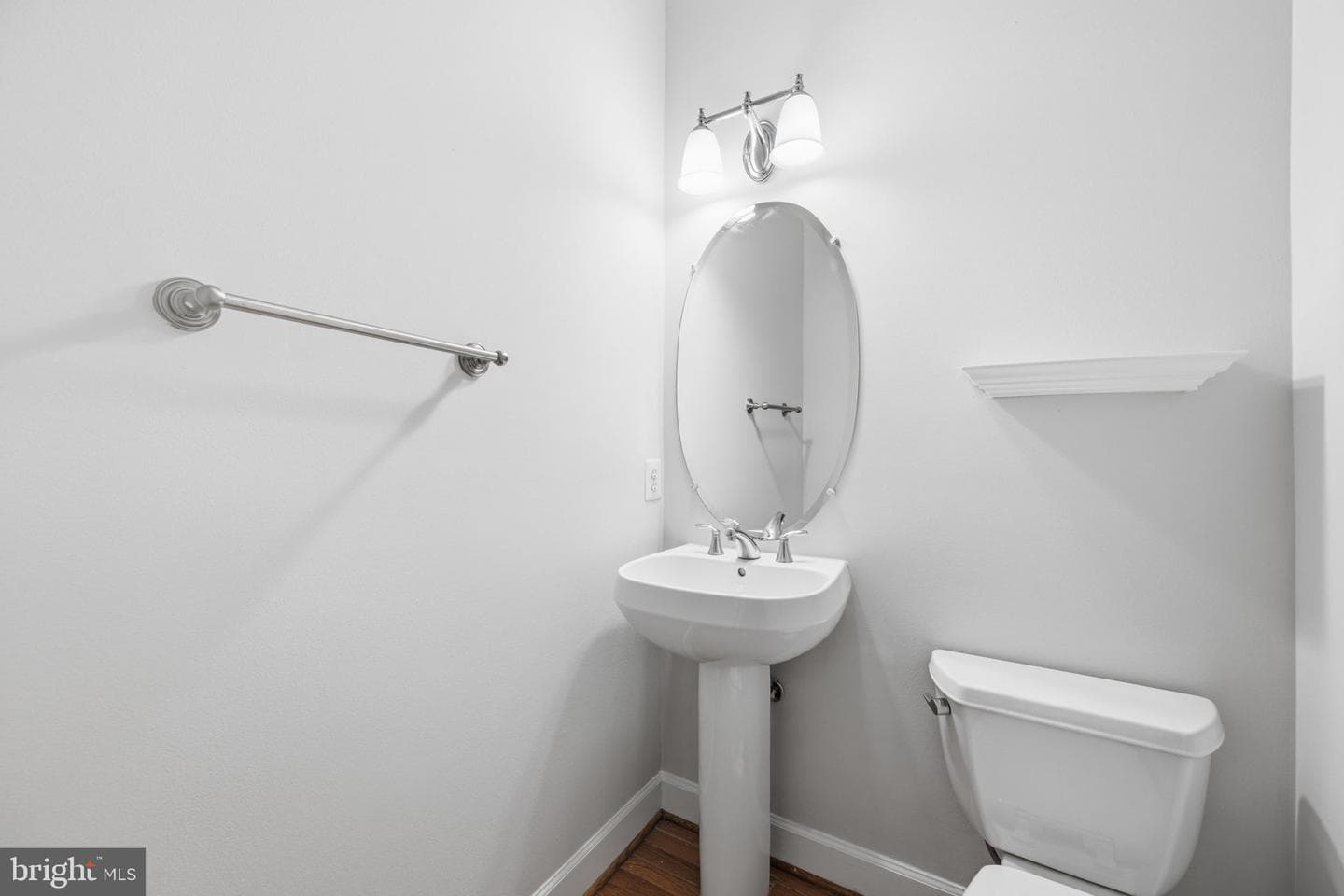 1004 Gaither Road photo 15